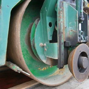 foto NEPOJÍZDNÝ! 10t válec kloub Bomag 164 AD problém elektro