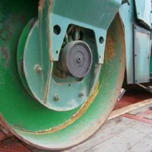 foto NEPOJÍZDNÝ! 10t válec kloub Bomag 164 AD problém elektro