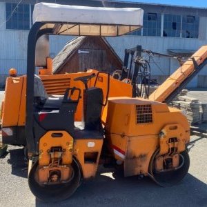 foto 2.7t Bomag silniční válec BW100